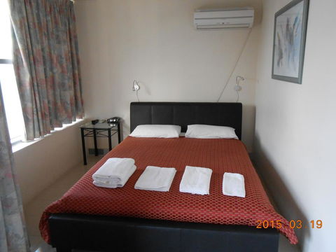 Harringtons102 - Holiday Sunshine Coast 3