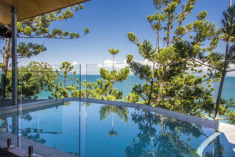 Headland House - Holiday Sunshine Coast 0