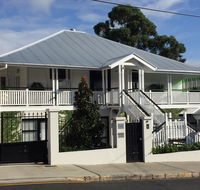 Heal House - Holiday Sunshine Coast