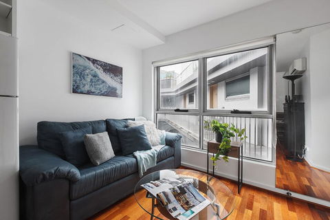 Heart Of Sandringham Apartment By Ready Set Host - Sunshine Coast Tourism 1