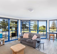 Heritage 202 Overlooking the Water - Sunshine Coast Tourism
