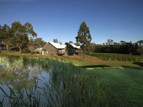 Hermitage Lodge - Holiday Sunshine Coast 0