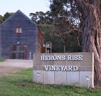 Herons Rise Vineyard Accommodation - Sunshine Coast Tourism