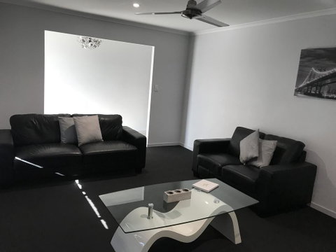 Hervey Bay Holiday Home - Sunshine Coast Tourism 1