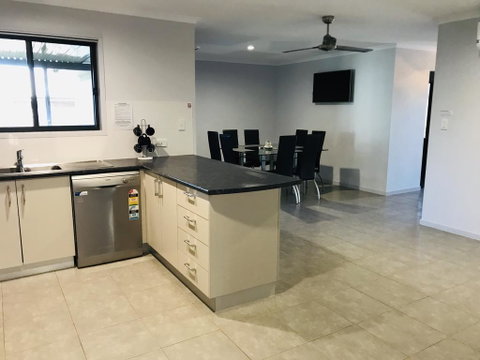 Hervey Bay Holiday Home - Sunshine Coast Tourism 2