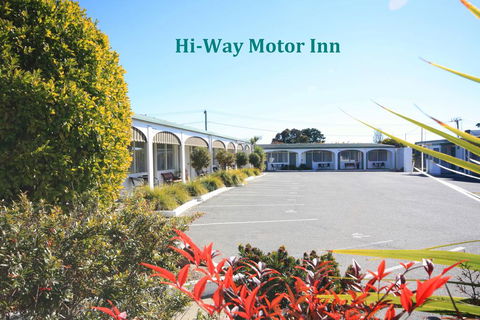 Hi Way Motor Inn - Holiday Sunshine Coast 0