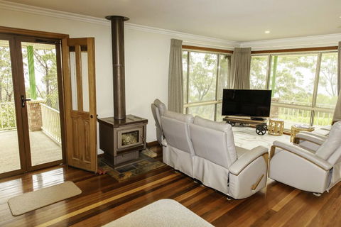 Highland View - Sunshine Coast Tourism 1