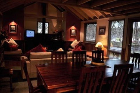 Highlander-DPA - Sunshine Coast Tourism 2