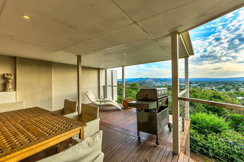 Highview - Sunshine Coast Tourism 2