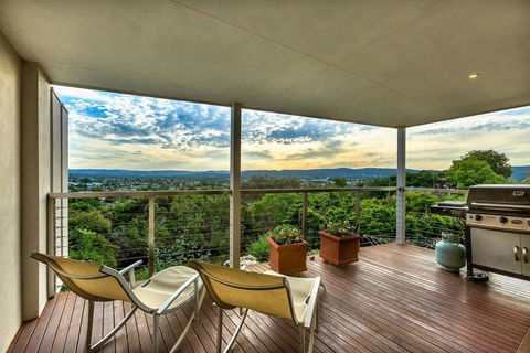 Highview - Sunshine Coast Tourism 1