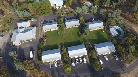 Hill End Lodge - Sunshine Coast Tourism 0