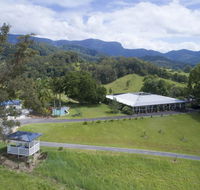 Hillcrest Mountain View Retreat - Holiday Sunshine Coast