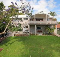 HILLTOP HAVEN in MOLLYMOOK - Sunshine Coast Tourism