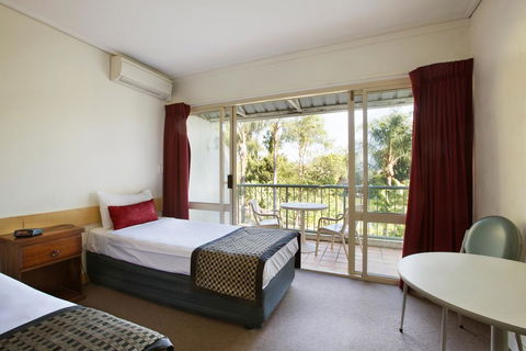 Hinterland Hotel Nerang - Sunshine Coast Tourism 2