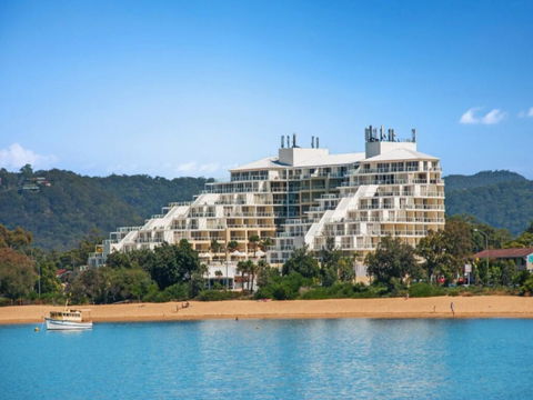 Hinterland Luxury - 1 Bedroom Hinterland View Apt - Holiday Sunshine Coast 1