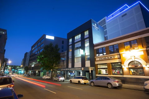 Hobart Central YHA - Sunshine Coast Tourism 0