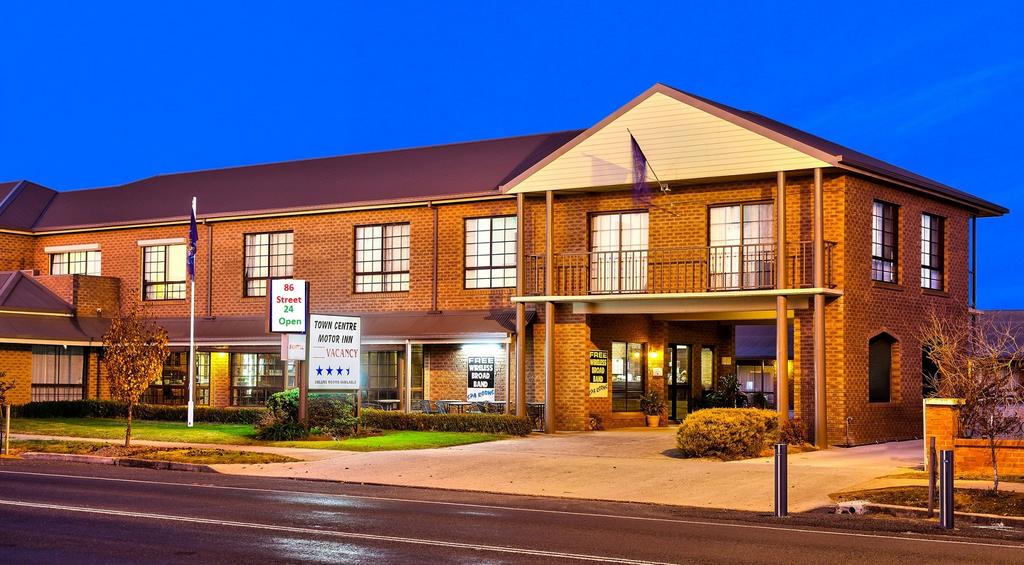 Howlong NSW Holiday Sunshine Coast