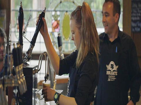 Holgate Brewhouse - Holiday Sunshine Coast 3