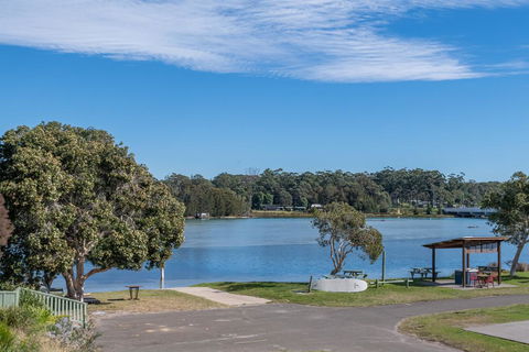 Holiday Haven Burrill Lake - Sunshine Coast Tourism 0