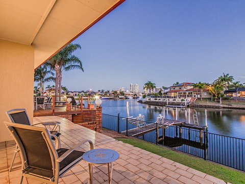 Holiday Home Amaroo - Holiday Sunshine Coast 0