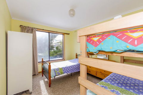 HOLIDAY ON NAUTILUS INVERLOCH - Sunshine Coast Tourism 2