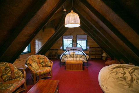 Holly Lodge Medlow Bath - Sunshine Coast Tourism 1