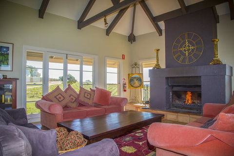 Holman Estate - Holiday Sunshine Coast 2