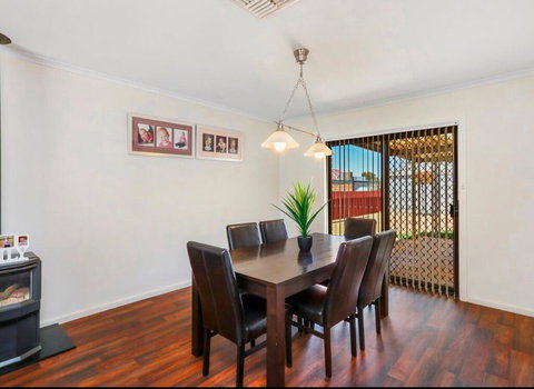 Home Away From Home - Sunshine Coast Tourism 3