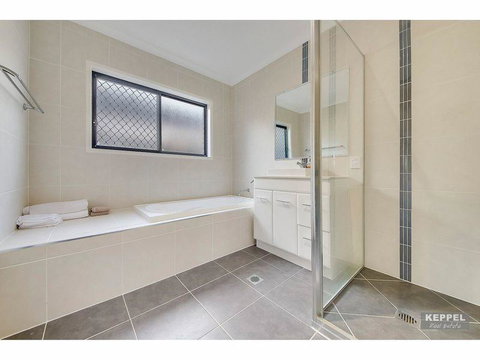 Home Sweet Home - Sunshine Coast Tourism 0