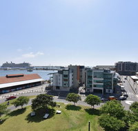 Honeysuckle Haven - harbour facing  walk to restaurants - Sunshine Coast Tourism