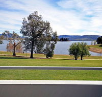 Horizons 208 - Lake Jindabyne Waterfront - Holiday Sunshine Coast