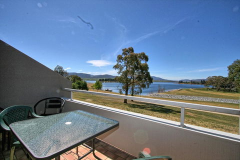 Horizons 213/10 Kosciuszko Road - Holiday Sunshine Coast 3