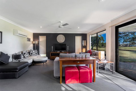 Horizons Escape, Villa 136 - Sunshine Coast Tourism 3