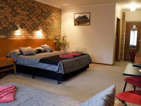Horsham Mid City Court Motel - Sunshine Coast Tourism 2