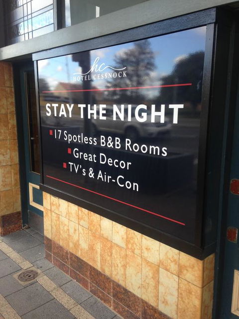 Hotel Cessnock - Sunshine Coast Tourism 3