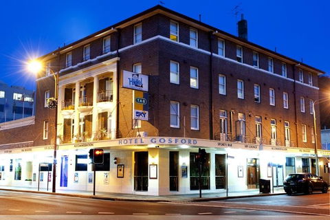 Hotel Gosford - Sunshine Coast Tourism 0