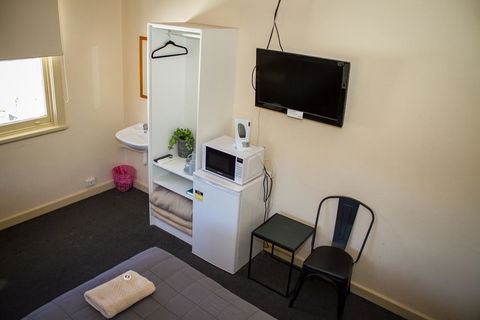 Hotel Jesmond - Sunshine Coast Tourism 0