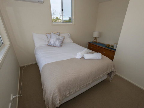 Island View - 80 Lentara St - Large Family Home, Pool, WIFI And Sweeping Views Of Fingal - Holiday Sunshine Coast 3