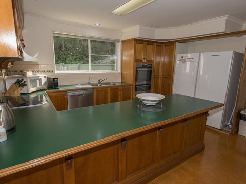 Island View - 80 Lentara St - Large Family Home, Pool, WIFI And Sweeping Views Of Fingal - Holiday Sunshine Coast 2