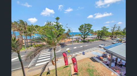 Island Vista - Holiday Sunshine Coast 2