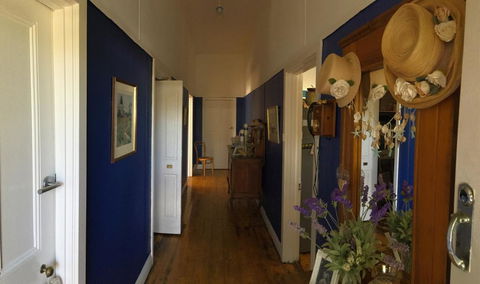 Ivy May Cottage - Sunshine Coast Tourism 0