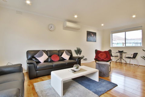 Ivy Units Glen Waverley - Sunshine Coast Tourism 2
