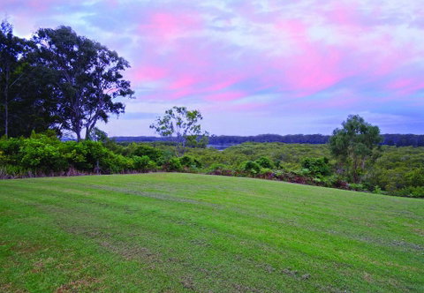 Jabiru Motel - Holiday Sunshine Coast 0
