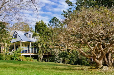Jacaranda Cottages - Holiday Sunshine Coast 0