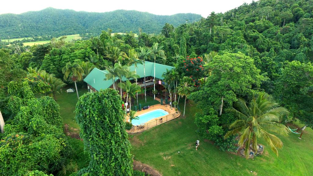 Bingil Bay QLD Sunshine Coast Tourism