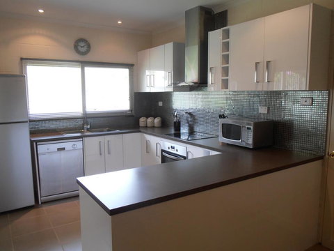 Jambala Beach House - Holiday Sunshine Coast 3