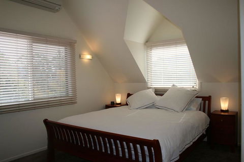 Jarrah Lodge - Sunshine Coast Tourism 3