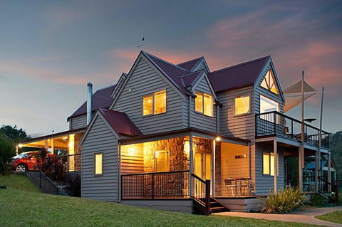 Jarrah Lodge - Sunshine Coast Tourism 0