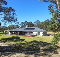 Jervis Bay Country Retreat - Rural family retreat - Holiday Sunshine Coast