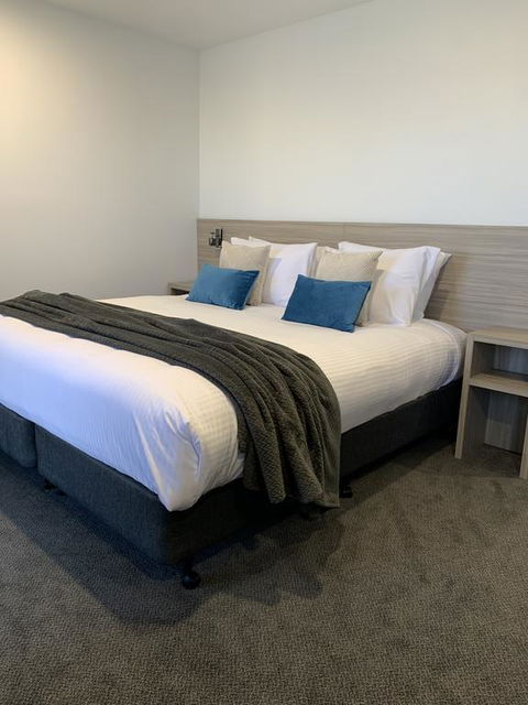 Jervis Bay Motel - Sunshine Coast Tourism 0